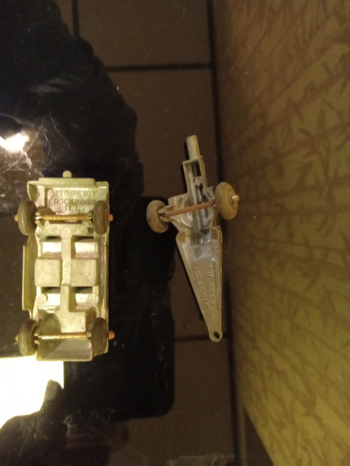 Picture 4 of 5