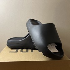 Adidas Yeezy Slide HQ6448 - Onyx - UK 8 New