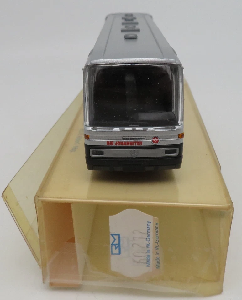 Rietze Ho 1/87 Autobus Pullman Mercedes O 303 15 Rhd Die Johanniter #60212 Box - Immagine 2 di 4