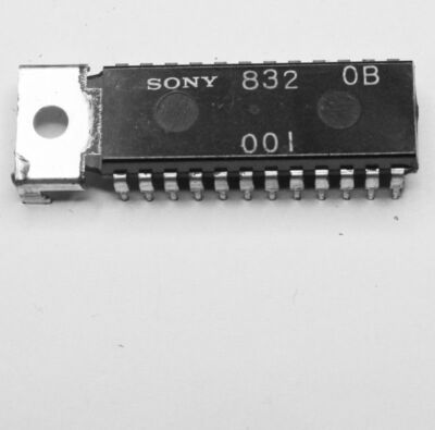 CX-832 SONY INTEGRATED CIRCUIT DIP W/HEATSINK (LOT OF 2)