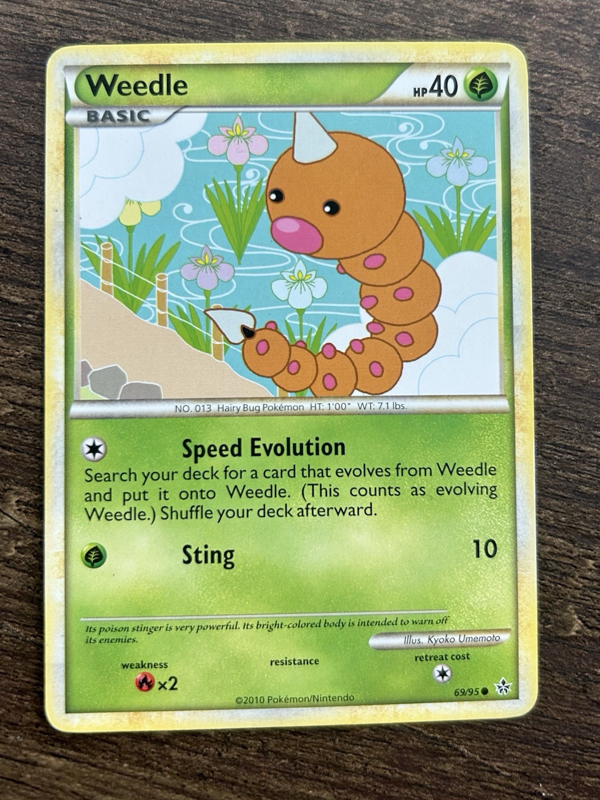Weedle 69/95 Unleashed Regular