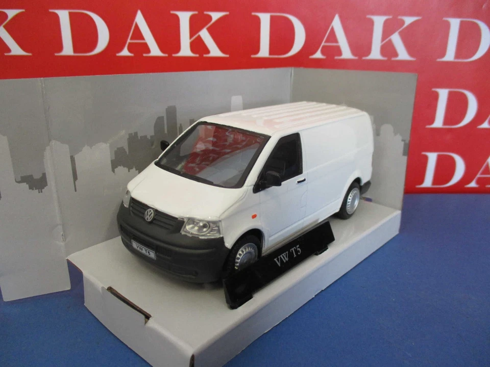 Die cast 1/43 Modellino Furgone Van Volkswagen Transporter T5 bianco Cararama - Immagine 2 di 4