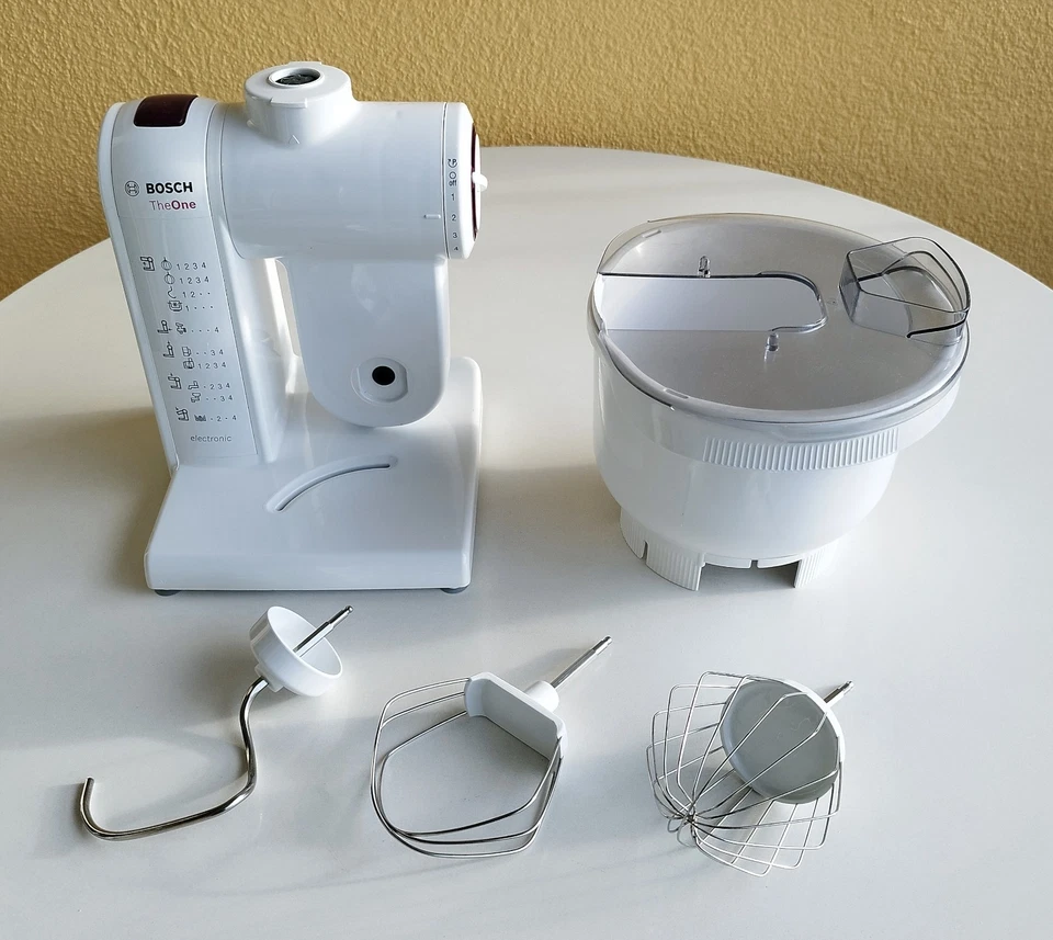 Küchenmaschine Bosch MUM4657/04 mit 550 Watt Leistung