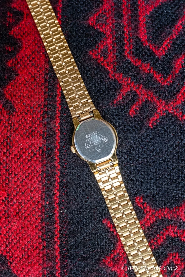 Винтажные женские кварцевые часы Seiko V401-0091 золотистый золотой циферблат новый аккумулятор - Изображение 4 из 4