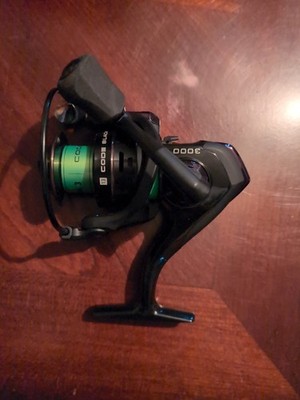 NEW 13 FISHING CODE BLACK NEON 3000  5.1:1 GEAR RATIO SPINNING REEL