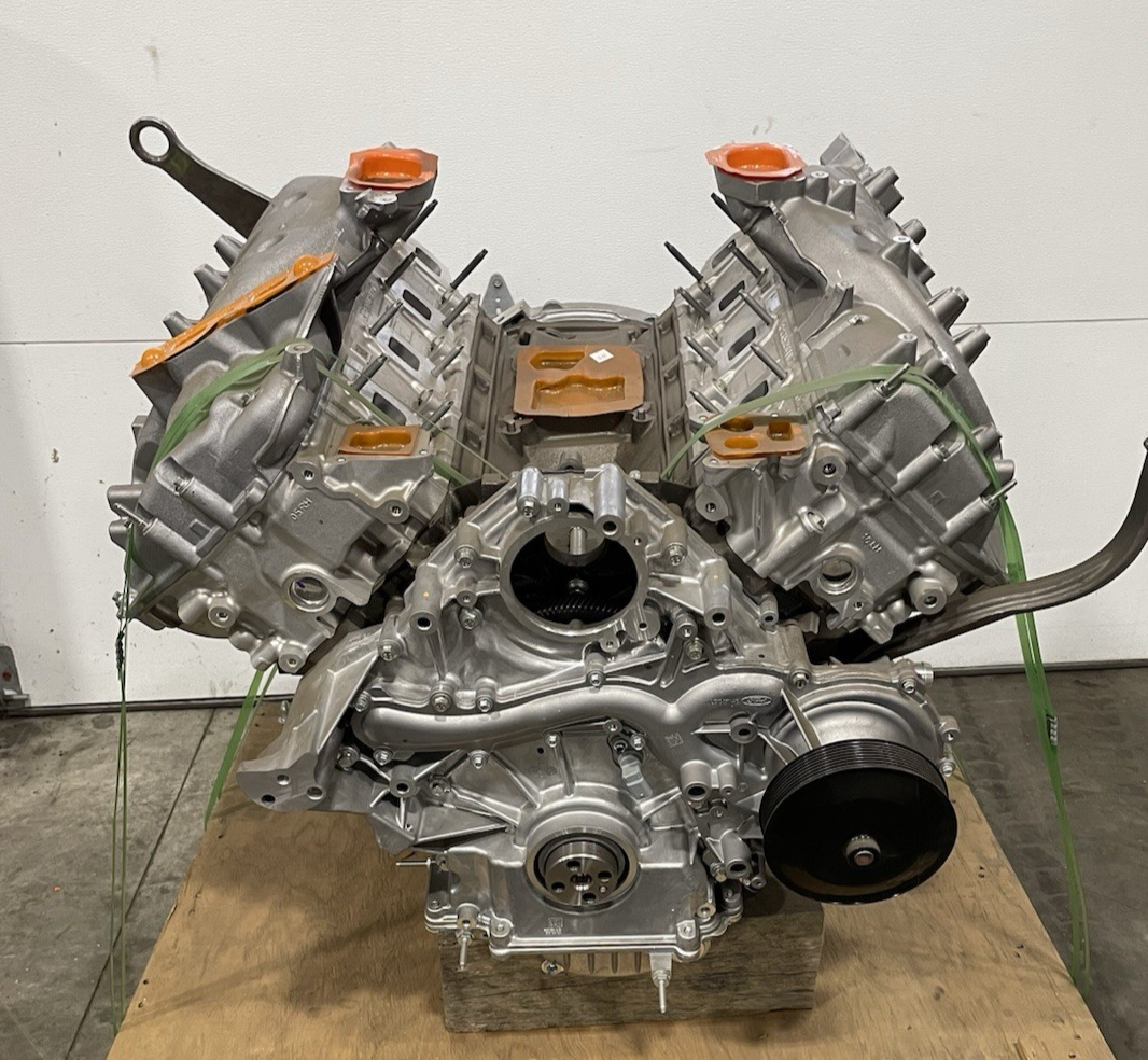 Genuine OEM 2024 Ford F650 F750 6.7L Long Block Engine Assembly