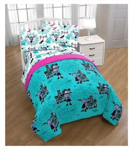 vampirina bedding