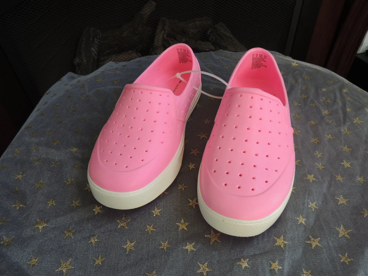 Gap kids water best sale shoes