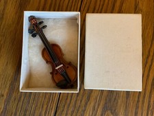VTG REPLICA MINI WOODEN VIOLIN Collectible Unique Novelty Dollhouse 