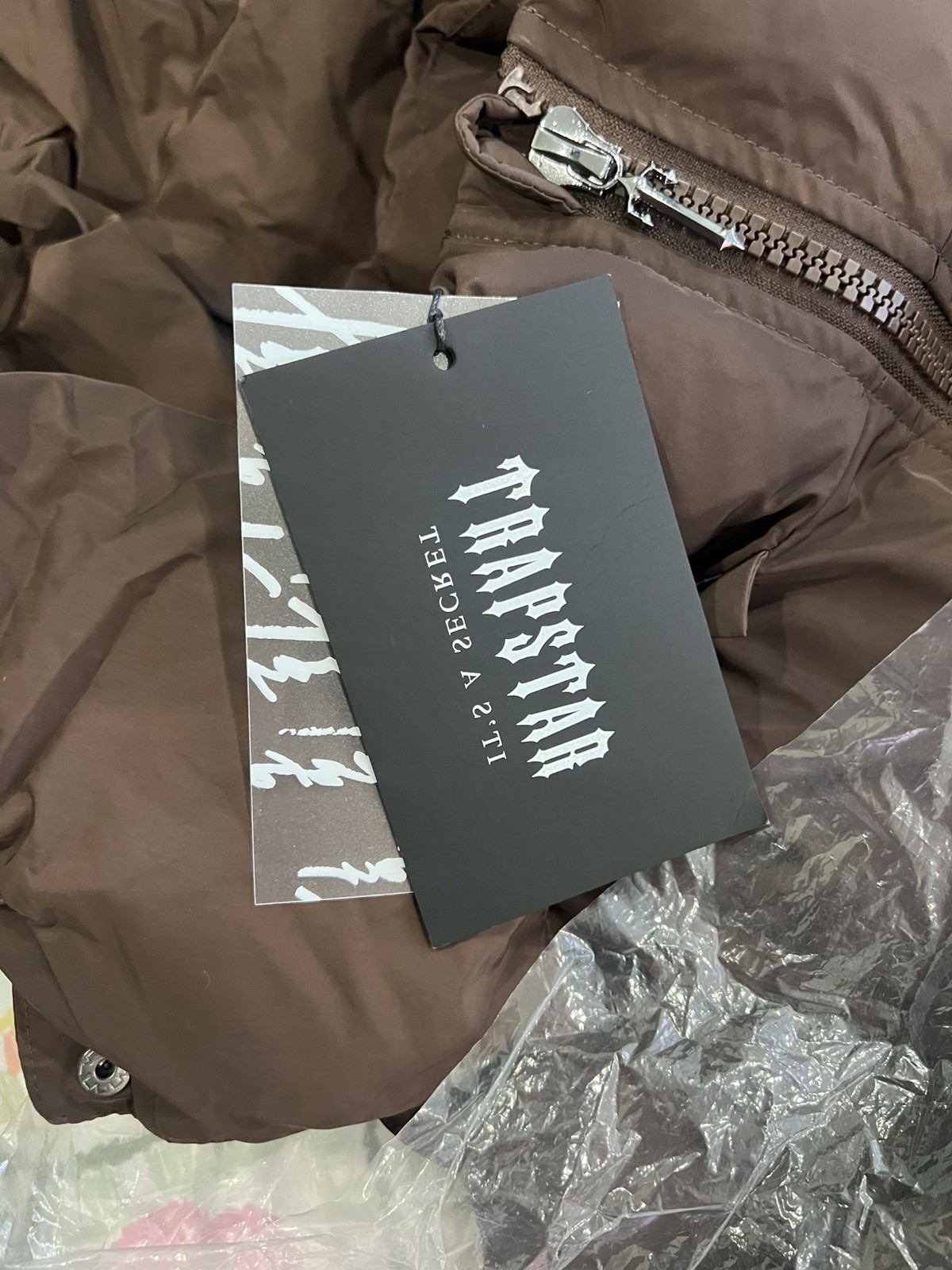 Trapstar Cropped Puffer Jacket Brown Womens Small Logo Hood Pockets BNWT✅ image 6