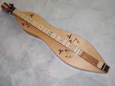 ED MAZE Hourglass Mountain Dulcimer Made USA Hummingbirds Spruce/ Cherry Bonus