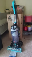 Bissel CleanView Bagless Swivel Pet Reach Vacuum Cleaner 3198A in Green