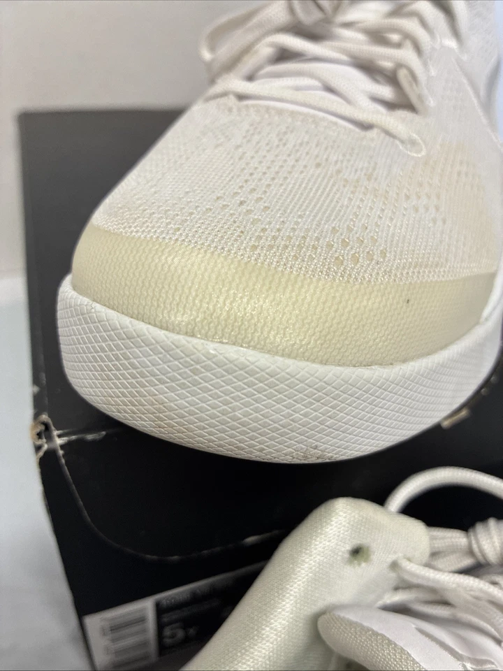 Nike Kobe VIII (GS) Juvenil Talla 7 Foto 2 de 4