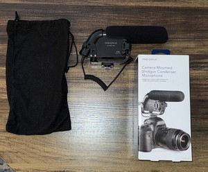 Insignia Camera Mounted Shotgun Condenser Microphone Great Condition 2015