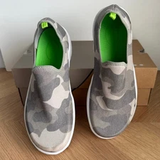 OOFOS OOMG Eezee Low ‘Camo Green’ Women Recovery Slip On Sneakers- SZ 10
