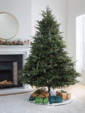 6ft Sherwood Real Look Full Christmas Tree | PE/PVC Tips | Hinged Branches