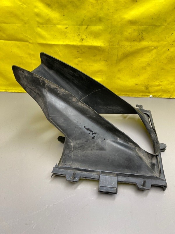 05 06 07 08 09 10 Bentley Continental GT Front Right Intercooler Duct OEM