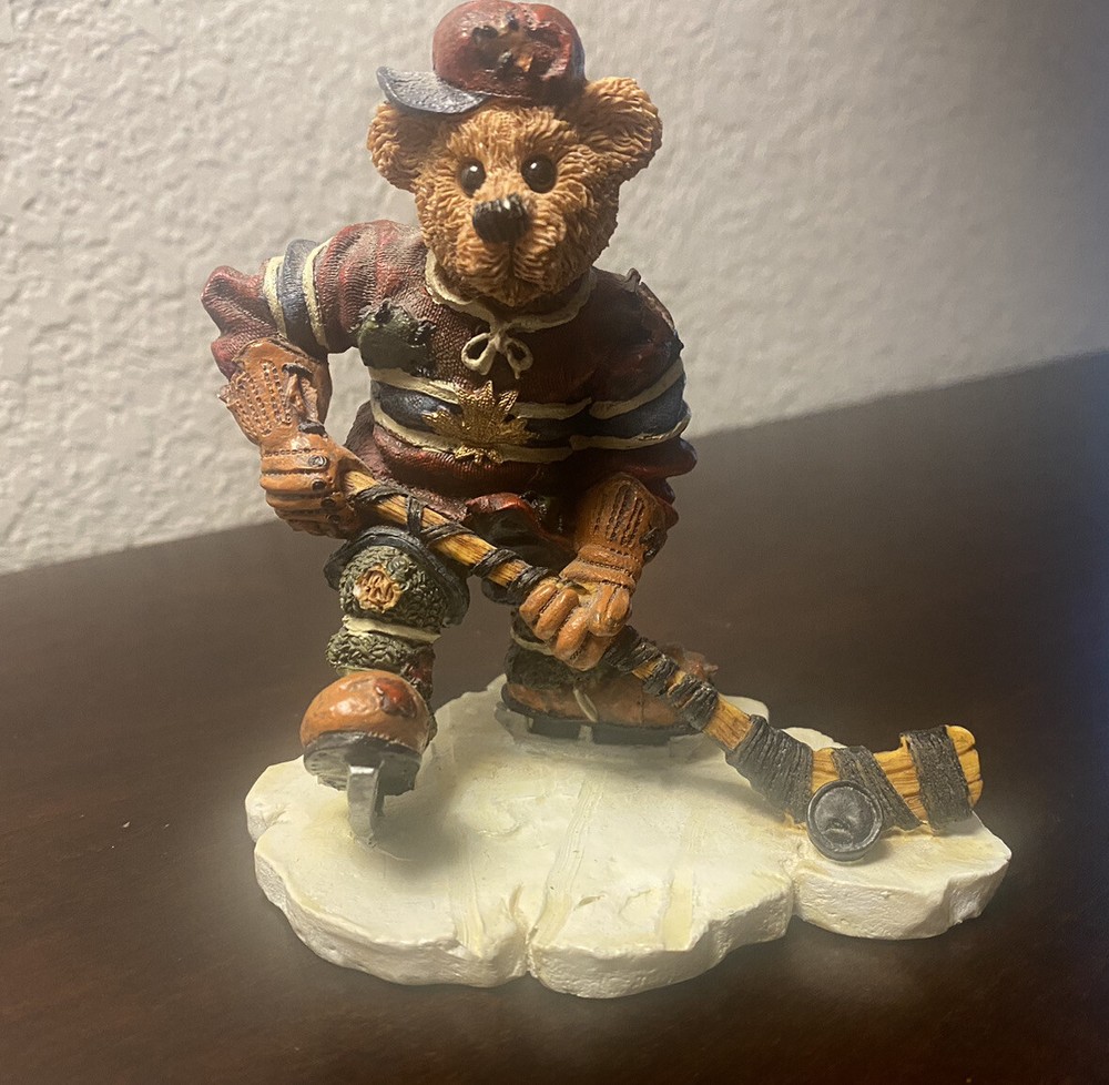 Boyds Bears & Friends ~ Puck...Slapshot #228305 Ice Hockey Figurine