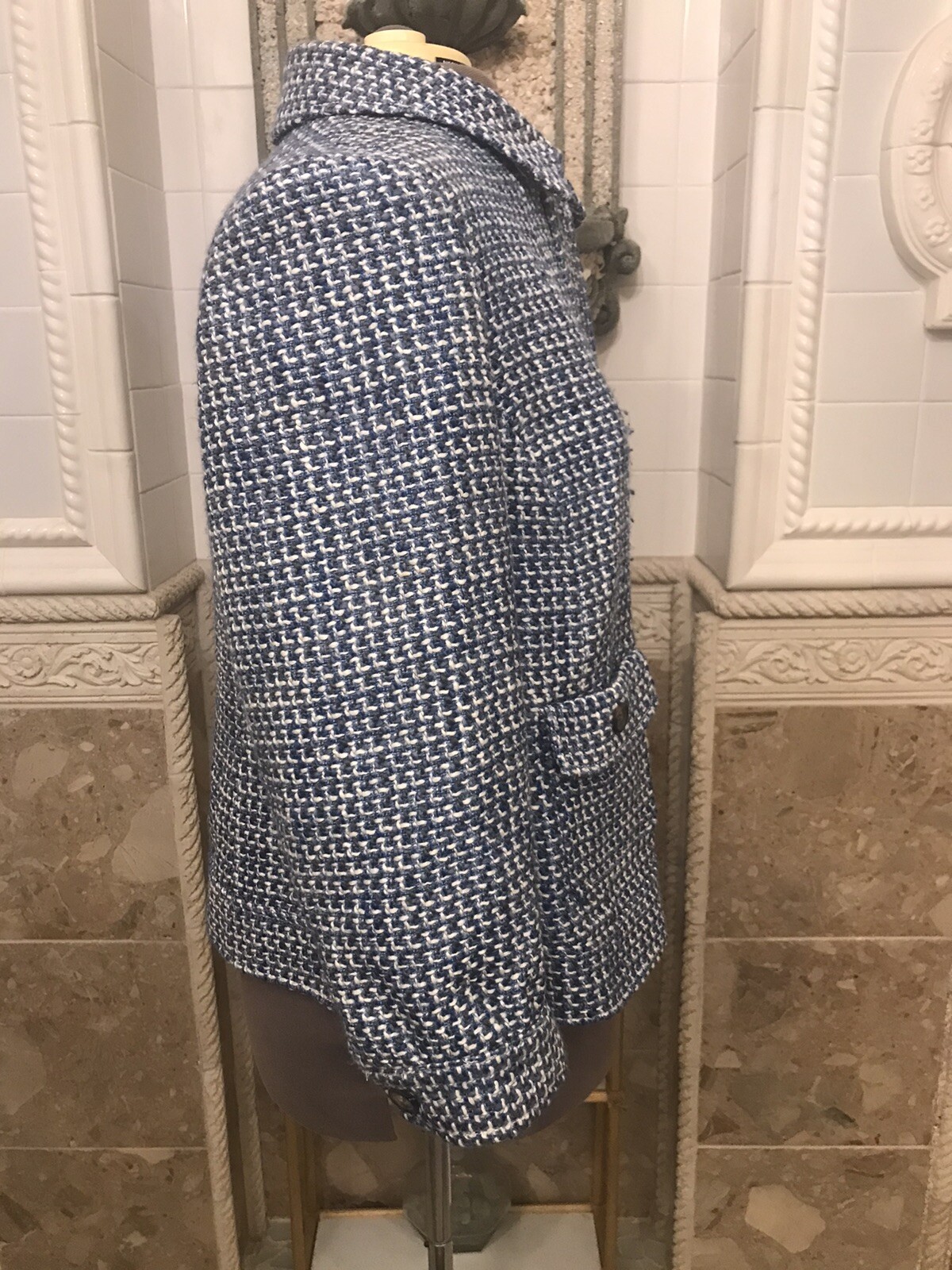 TALBOTS Wool Blend Jacket. Fully Lined. Pockets. … - image 4