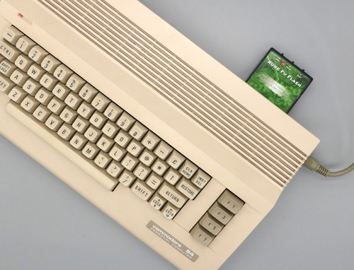 Kung Fu Flash Cartridge für C64/128 in Gehäuse. Neue Version mit USB C. - Afbeelding 13 van 13