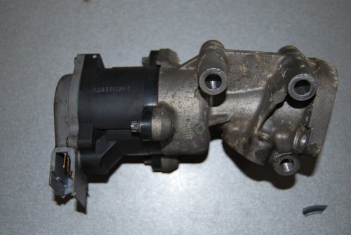 AGR Ventil Abgasrückführung links Jaguar XF S-Type 2.7 D 276DT 2008 leicht def.