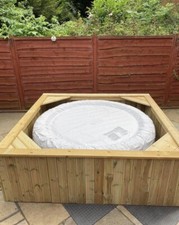 hot tub surround 