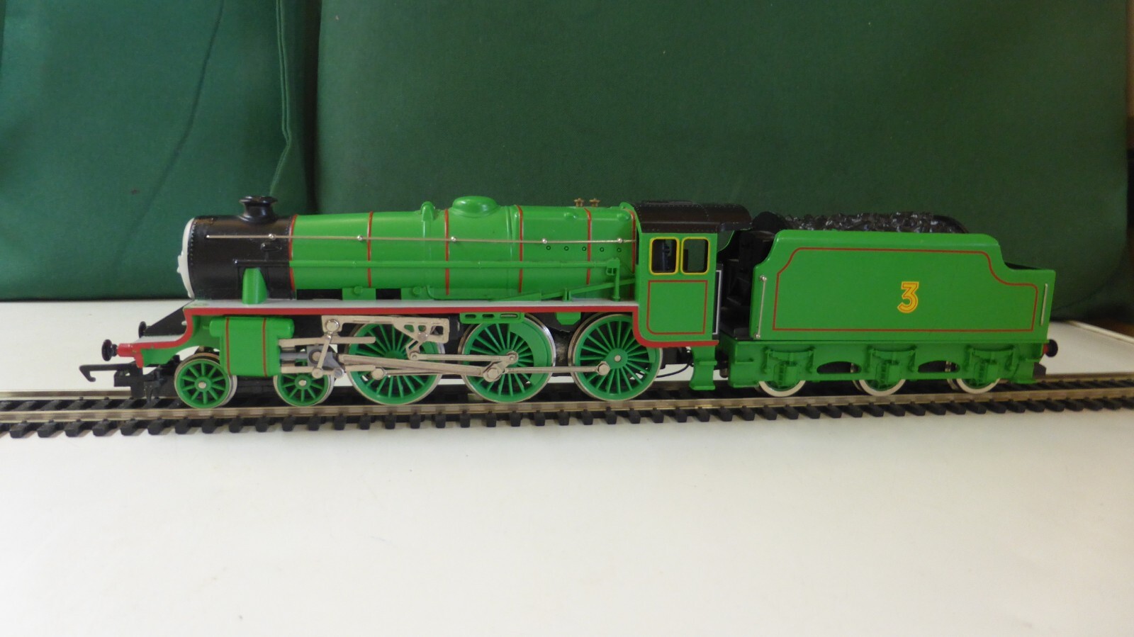 Picture 3 of 6