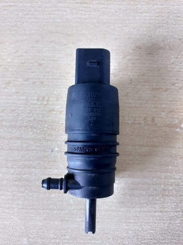 BMW E46 E39 E38 E60 E61 E65 E52  Pumpe Wischwasser Waschpumpe 8377612