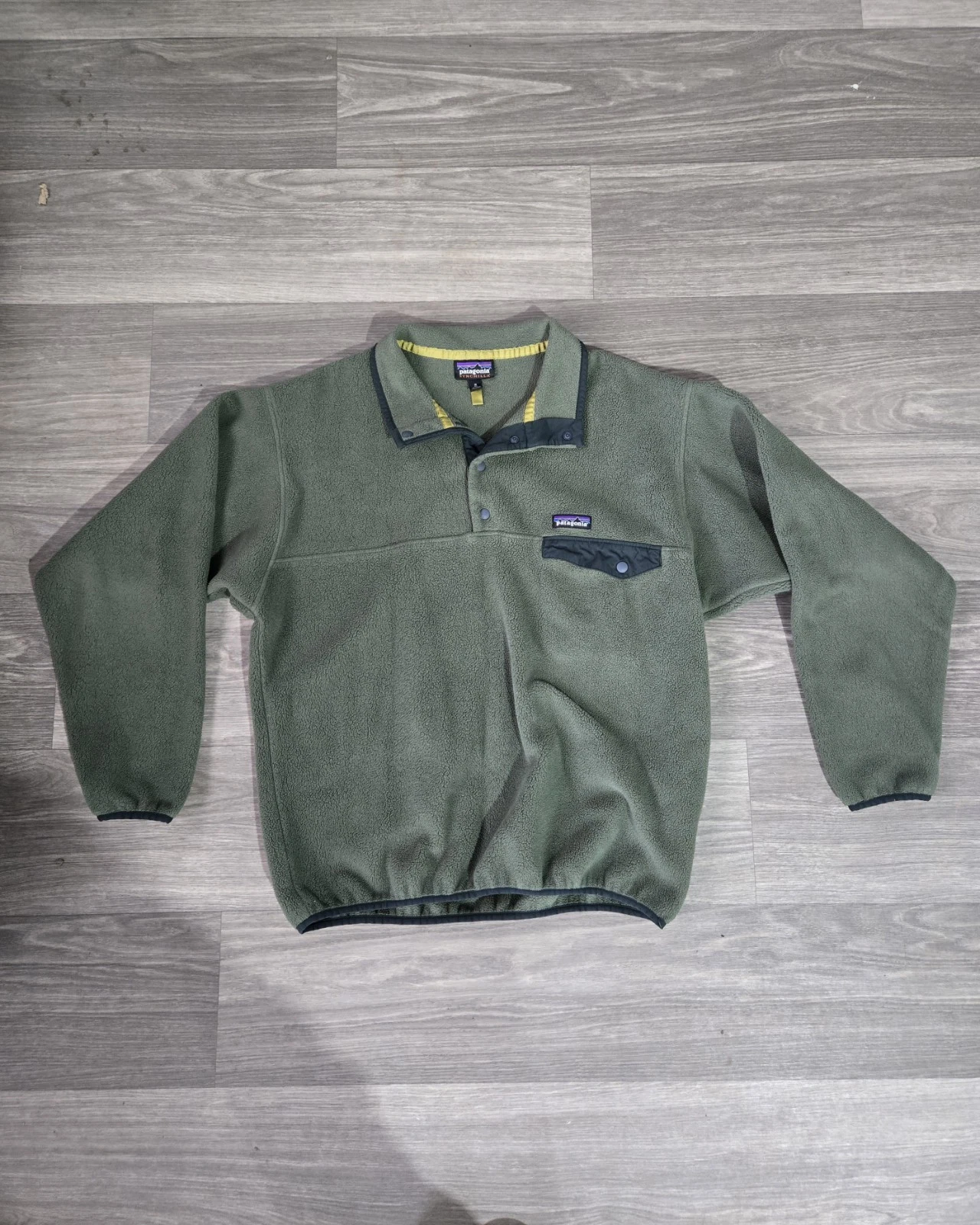 Patagonia T Snap Synchilla Fleece Pullover Olive Green Women’s Size Medium