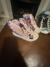 Twinkle Toes: Twi-Lites 2.0 - Dreamy Wings, black glitter high tops size 8,