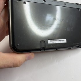 New Nintendo 3DS XL Gray Black Console W Charger Stylus US Version