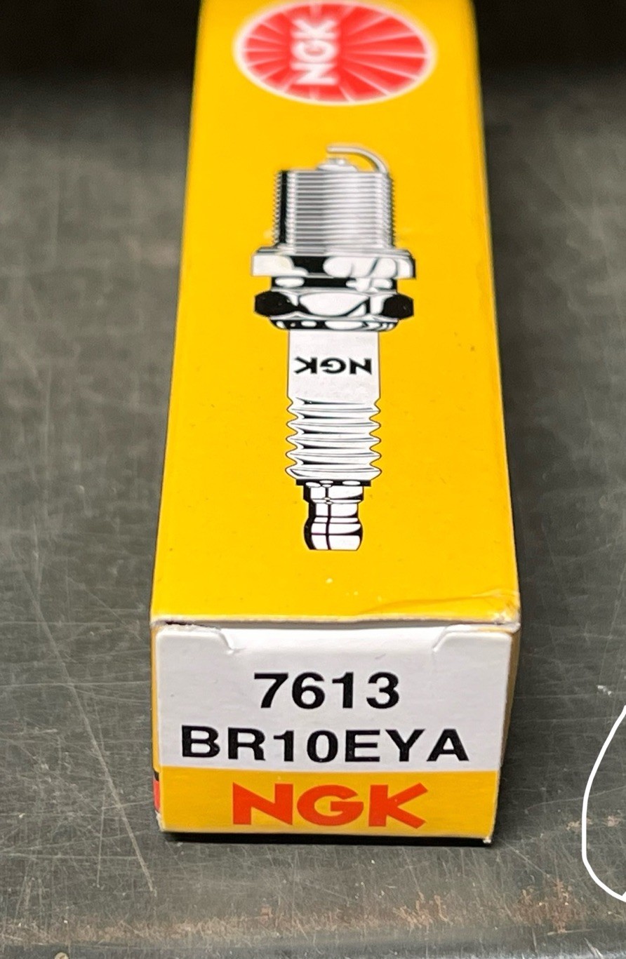 BR10EYA NGK Spark Plug Sold Individual NEW 