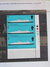 GB Postage stamp 3 mint coner with traffic lights QEII