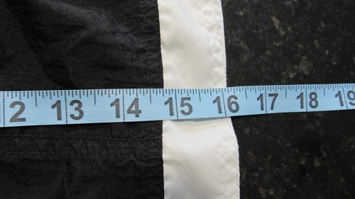 Vintage 90s Nike Size Large 12-14 shorts Black w/ white tips - Picture 12 of 22