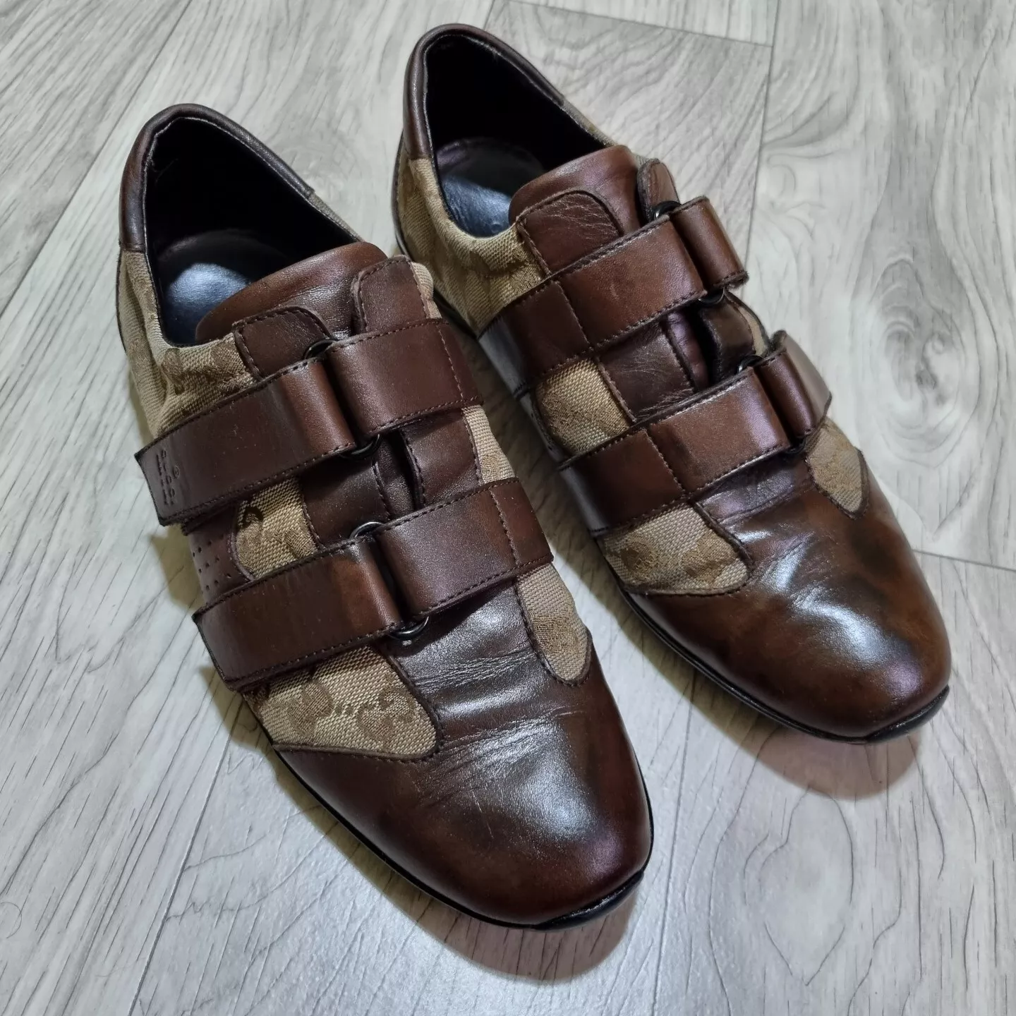 Chaussures Gucci baskets femme logo emblématique marron guccissima monogramme GG taille 8 Us