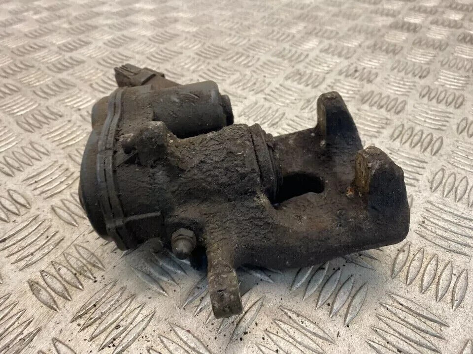2009 Renault Grand Scenic Mk3 Rear Driver Right Side Brake Caliper 