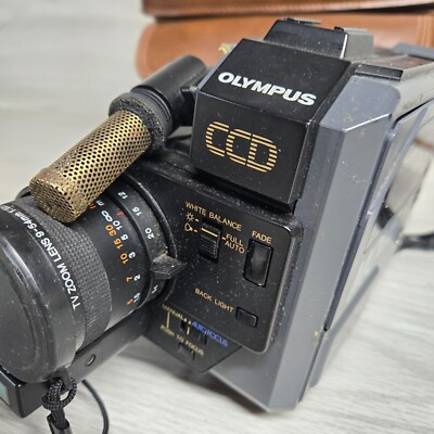 OLYMPUS Movie 8 VX-801 U Video Camera Camcorder With Manual and