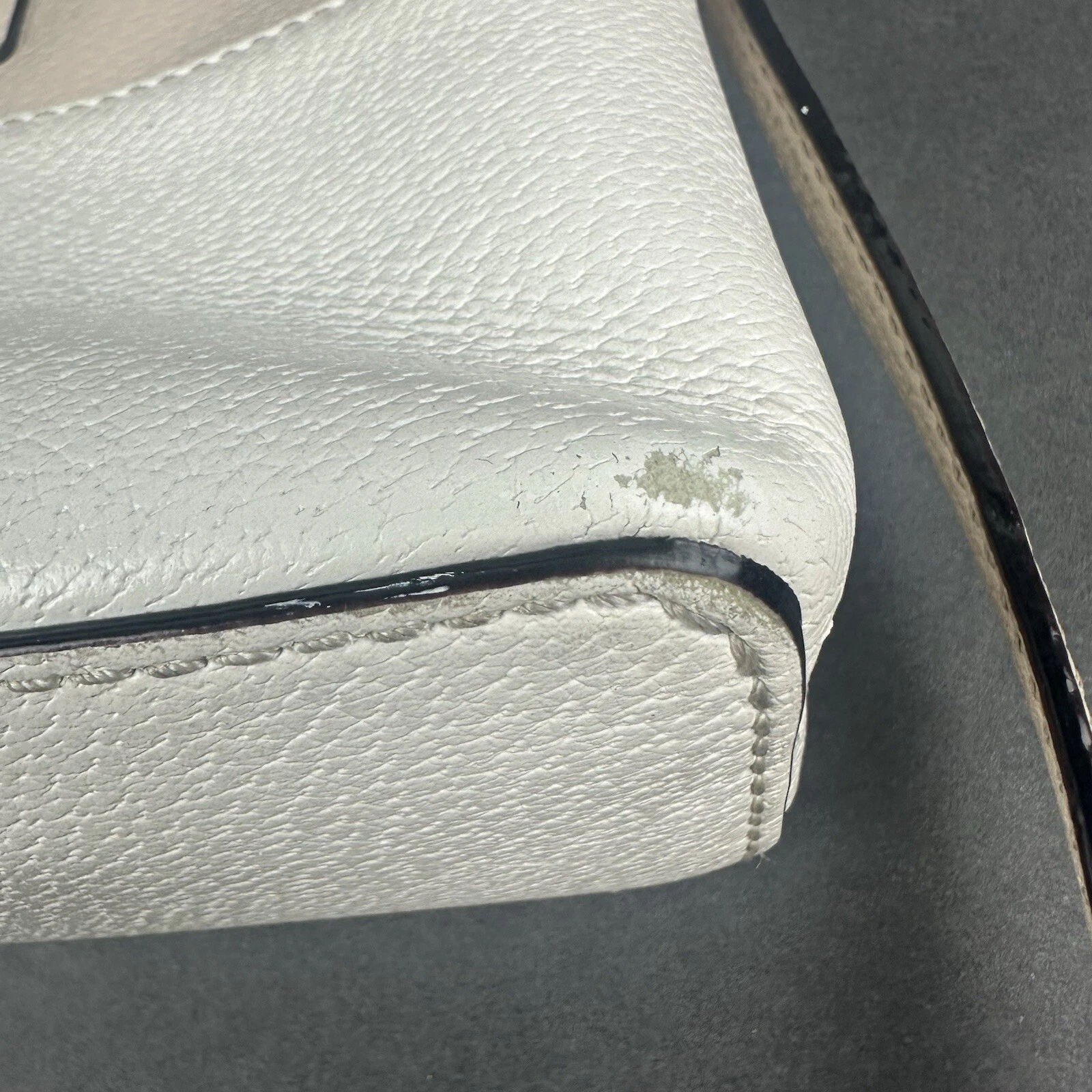 Borsa a tracolla Kate Spade New York Grove Street Millie borsa a mano in pelle beige calda