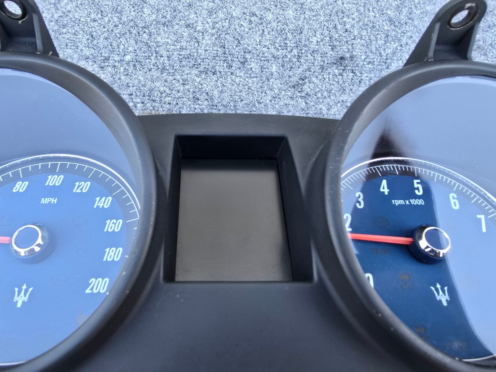 INSTRUMENT GAUGE CLUSTER SPEEDOMETER OEM 119k 09-17 MASERATI GRANTURISMO 4.7L