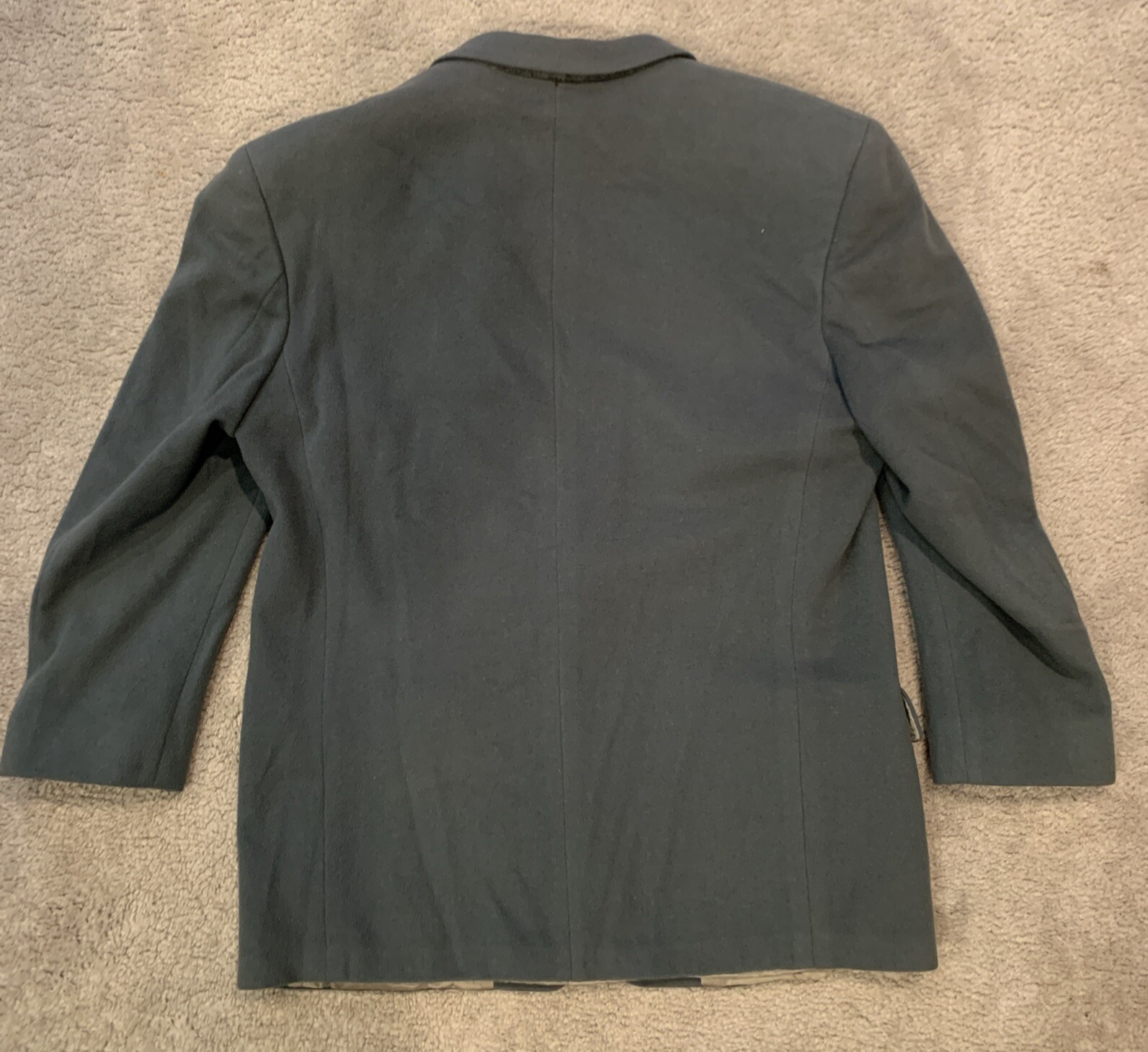 Hugo Boss Mens Cashmere Blend Gray Blazer/ Sport Coat Size 44R Vintage 2 Button thumbnail 5