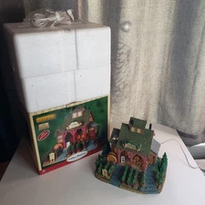 Lemax Montego Vineyard Village Collection Lighted Building Harvest Crossing 