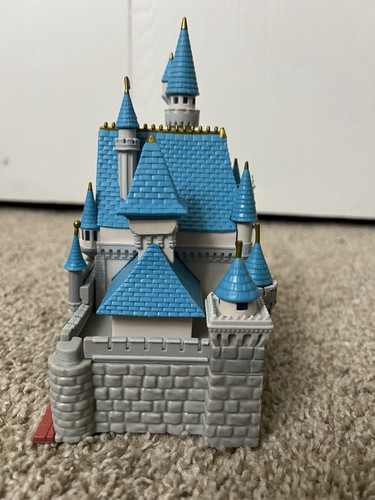2020 Disney Funko Pop 7" T. Sleeping Beauty Castle Vinyl plastic toy only No Box - Picture 6 of 7
