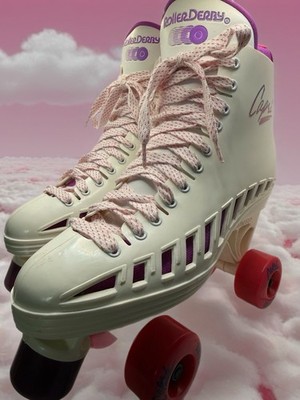 Vintage Capri Roller Derby Roller Skates Women s Sz 8 CLEAN EXCELLENT CONDITION