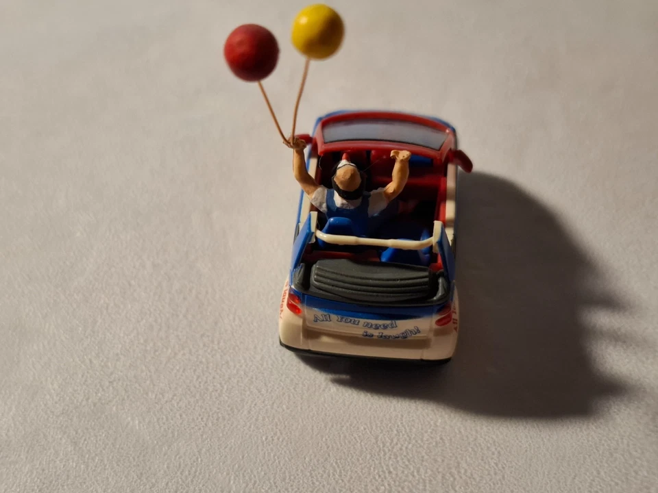 Busch  1:87 - Circus Roncalli - Smart - aus Regal - Bild 4 von 4