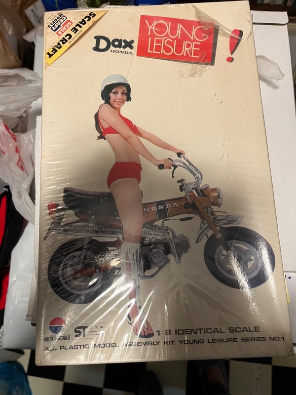 Vintage Honda Mini Trail CT70 Dax Model 1:8 Scale Young Leisure NOS NEW NIB
