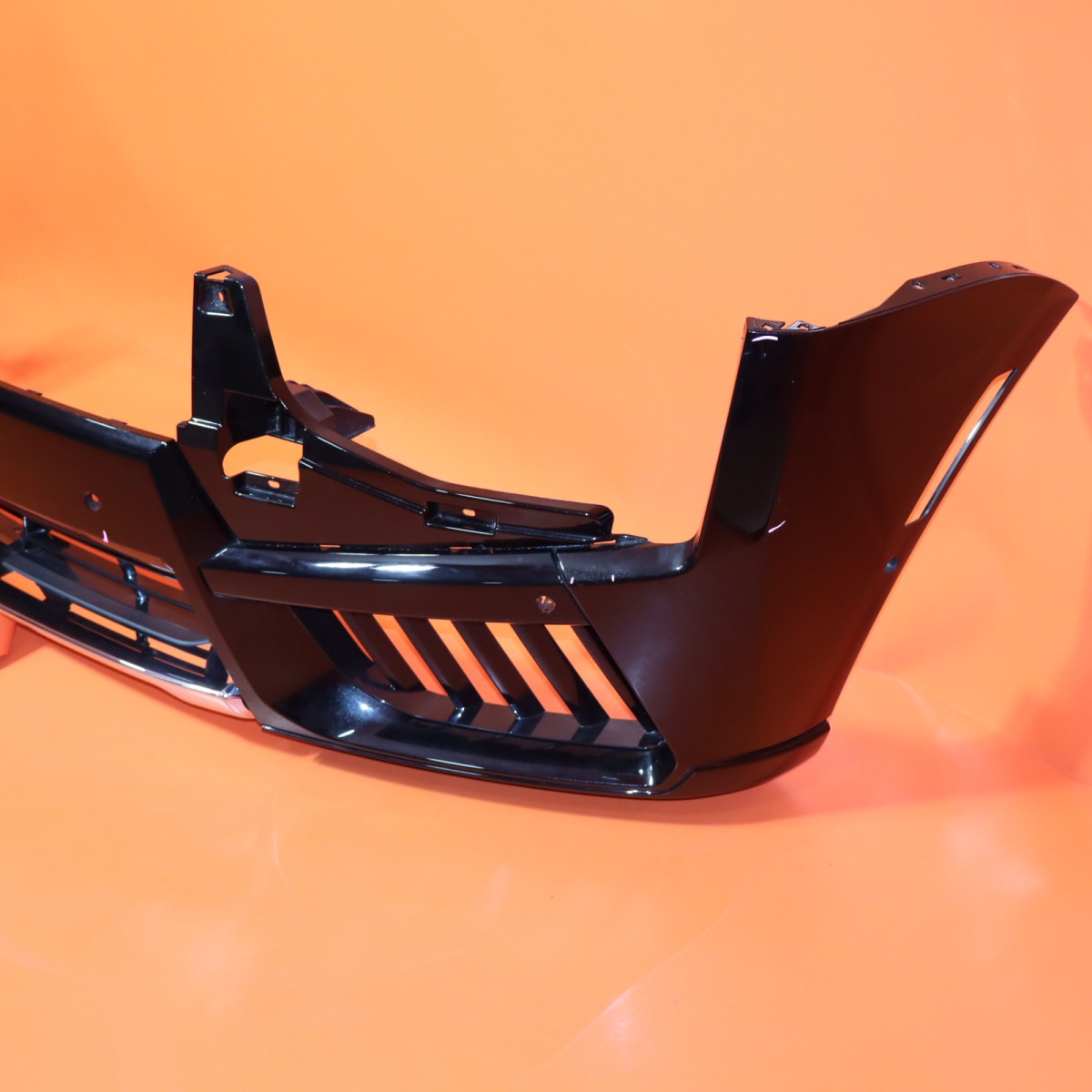 Rolls-Royce Cullinan 2025-2027 Front Bumper