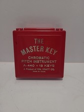 W.M. Kratt Co The Master Key Chromatic Pitch Instrument A-440 13 Keys