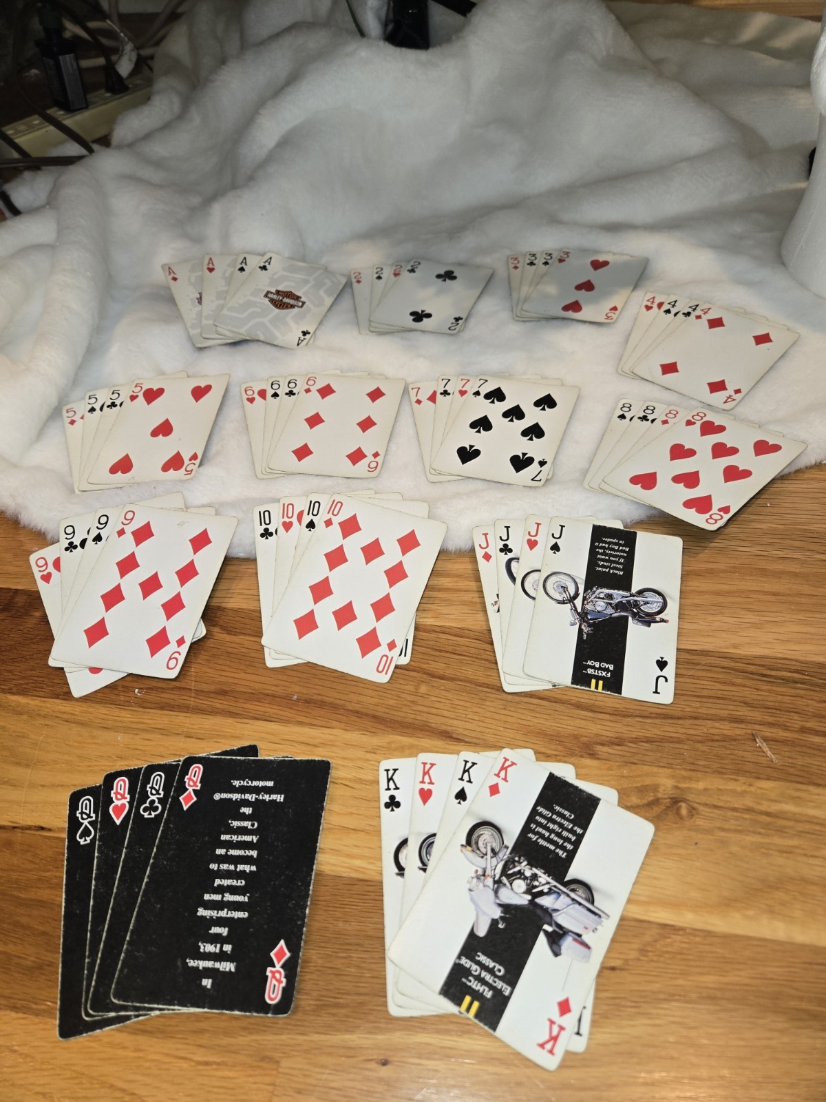 THE US PLAYING CARD CO HARLEY DAVIDSON 243-R MADE IN USA, Complete