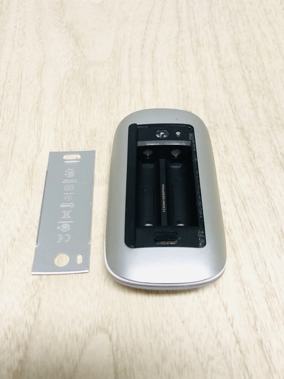 Apple A1644/A1657 Magic Keyboard 2 and Magic Mouse 2 Wireless Kit - White