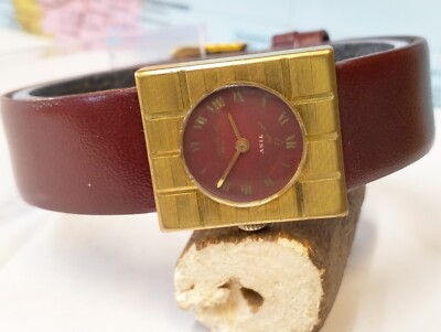 ANGLO TINY 17 JEWELS WINDING RED DIAL SWISS WOMEN'S FULL WORKING VINTAGE WATCH